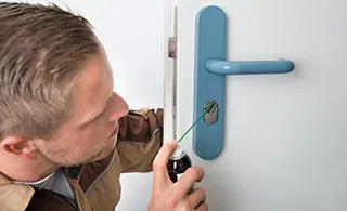 Lock Locksmith Tech Fort Lauderdale, FL 954-366-2223 - re-key-locks